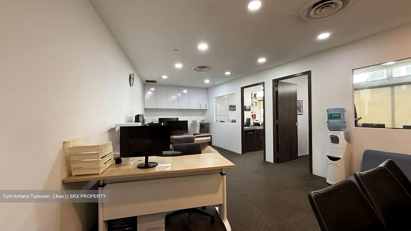 The Plaza (D7), Office #554547051